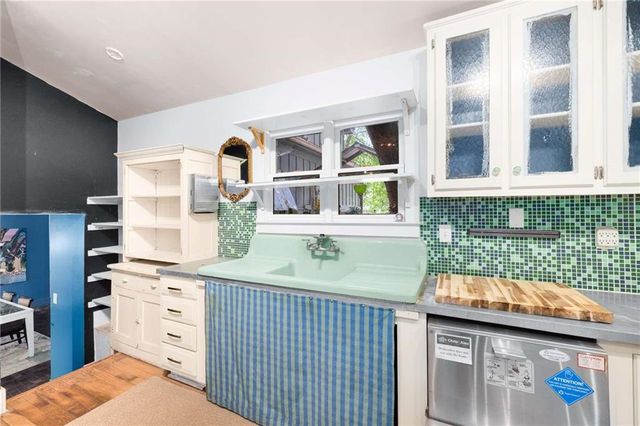 3270 Connally Street, Atlanta, GA 30337