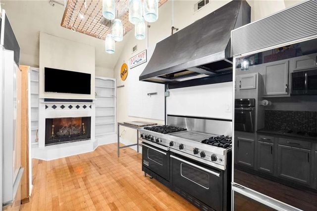 3270 Connally Street, Atlanta, GA 30337