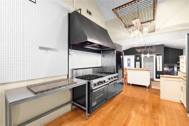 3270 Connally Street, Atlanta, GA 30337