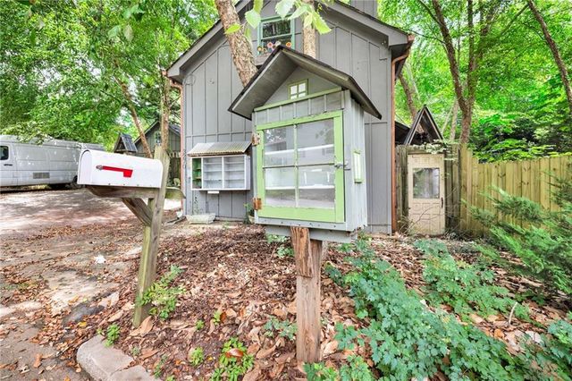 3270 Connally Street, Atlanta, GA 30337