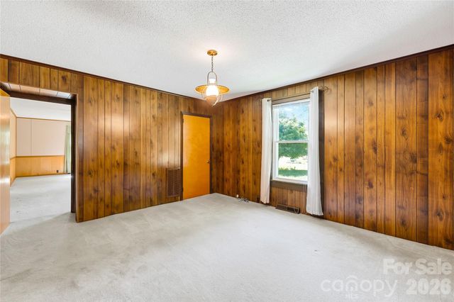 213 Ledford Drive, Gastonia, NC 28056