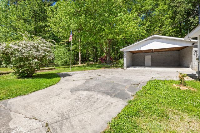 213 Ledford Drive, Gastonia, NC 28056