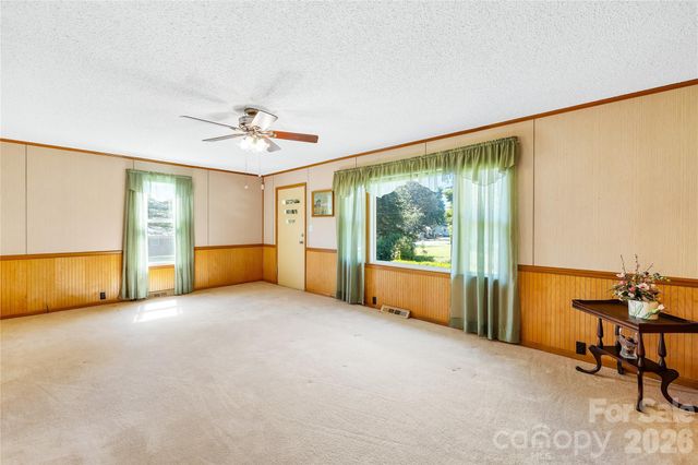 213 Ledford Drive, Gastonia, NC 28056