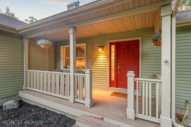 15914 Fern Avenue, Spring Lake Twp, MI 49456