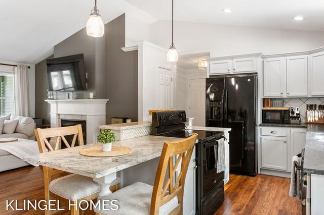 15914 Fern Avenue, Spring Lake Twp, MI 49456