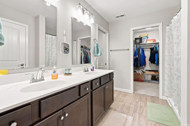 1012 N Walsh Street, Garrett, IN 46738