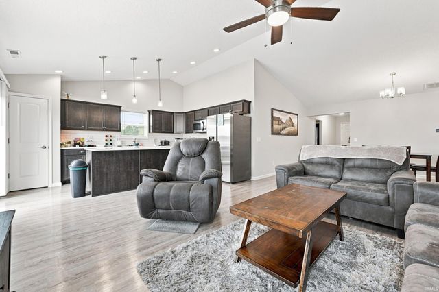 1012 N Walsh Street, Garrett, IN 46738