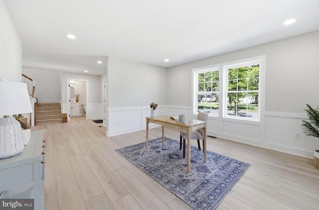 83 LAKESHORE DR, Hammonton, NJ 08037