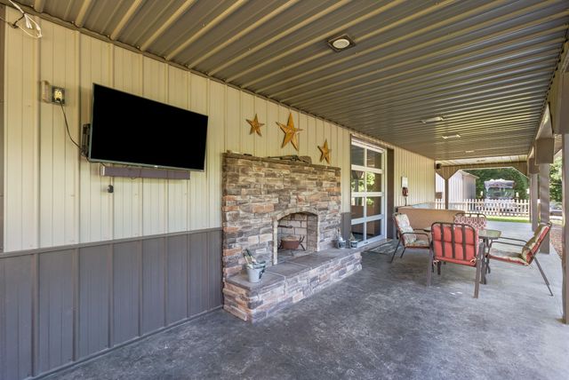 6090 Dividing Ridge Rd, Goodlettsville, TN 37072