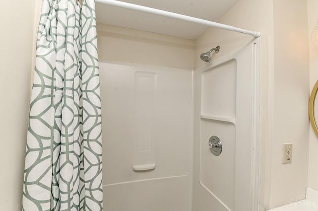 5337 Leatherwood Drive, West Chester, OH 45069