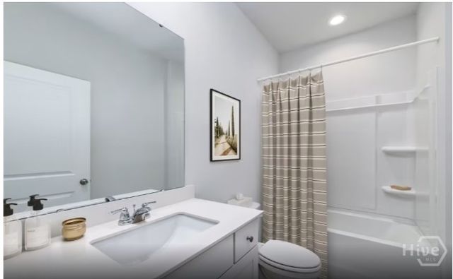 269 Crosstown Avenue, Richmond Hill, GA 31324