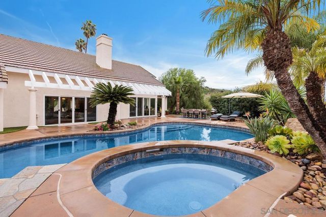 14298 Ipava Dr, Poway, CA 92064