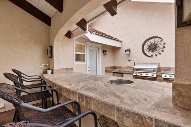 14298 Ipava Dr, Poway, CA 92064