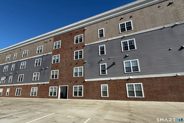 502 Howe Avenue 302, Shelton, CT 06484