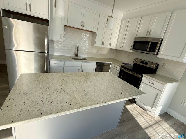 502 Howe Avenue 302, Shelton, CT 06484