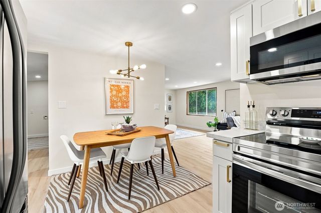 2538 NE 107th Street, Seattle, WA 98125