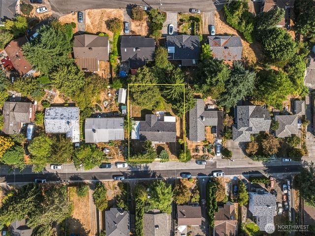 2538 NE 107th Street, Seattle, WA 98125