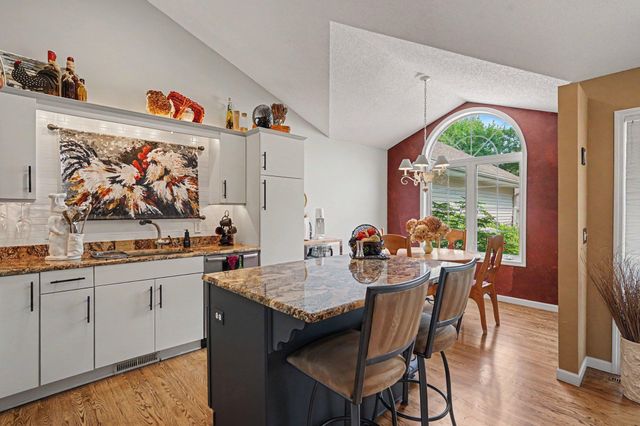 13815 Falcon Avenue, Apple Valley, MN 55124