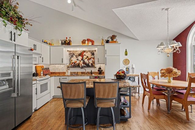 13815 Falcon Avenue, Apple Valley, MN 55124