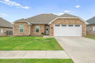 1707 Forestdale Boulevard, Whitehouse, TX 75791