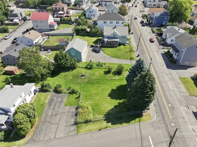 7 Old Whipple Street, Cumberland, RI 02864