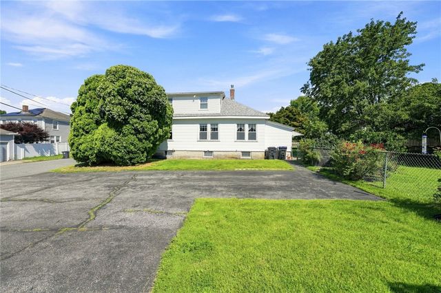 7 Old Whipple Street, Cumberland, RI 02864