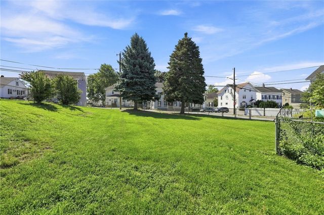 7 Old Whipple Street, Cumberland, RI 02864