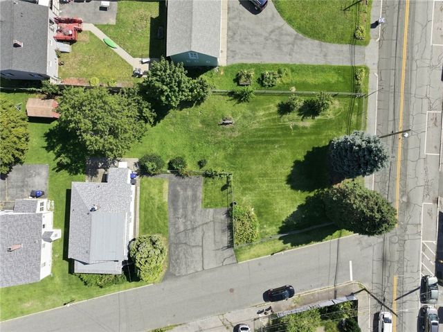7 Old Whipple Street, Cumberland, RI 02864