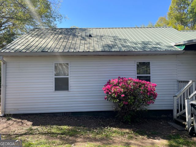 162 N Harkness Street, Jackson, GA 30233