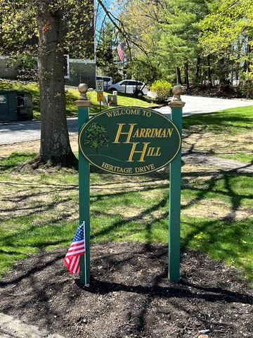 1 Heritage Drive E, Harriman, NY 10926