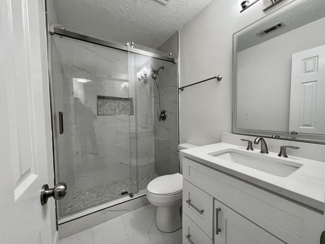 8318 Oak Knoll Dr, Brentwood, TN 37027