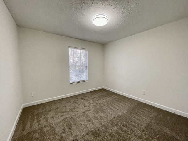 8318 Oak Knoll Dr, Brentwood, TN 37027