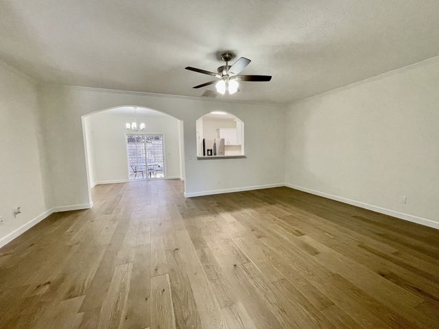 8318 Oak Knoll Dr, Brentwood, TN 37027