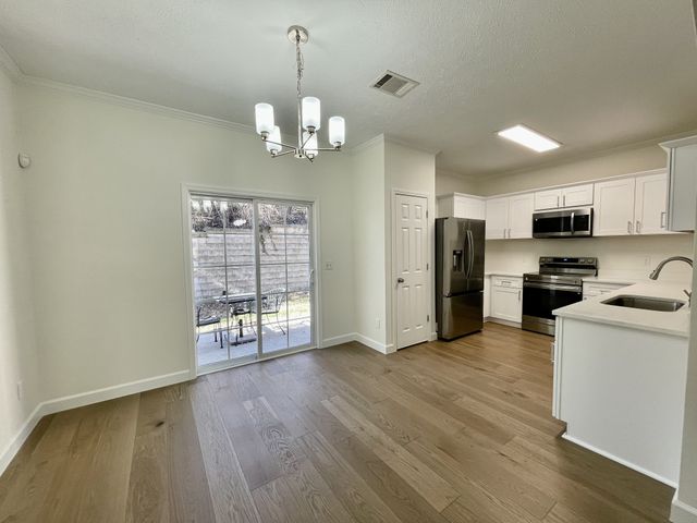 8318 Oak Knoll Dr, Brentwood, TN 37027