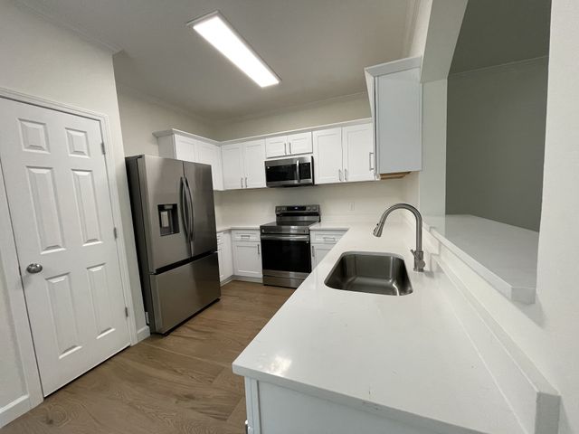 8318 Oak Knoll Dr, Brentwood, TN 37027