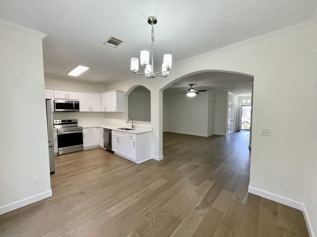 8318 Oak Knoll Dr, Brentwood, TN 37027