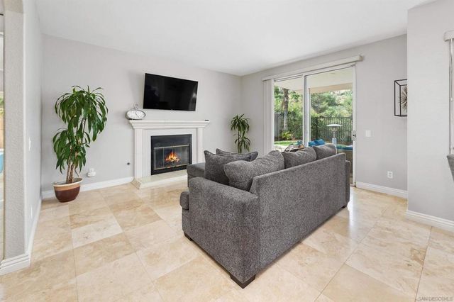 1571 Corte Daniel, Oceanside, CA 92056