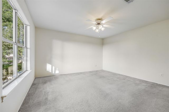 18906 Venture DR, Point Venture, TX 78645