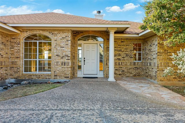 18906 Venture DR, Point Venture, TX 78645