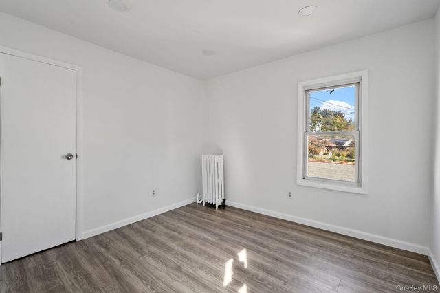 87 Winnikee Avenue, Poughkeepsie, NY 12601