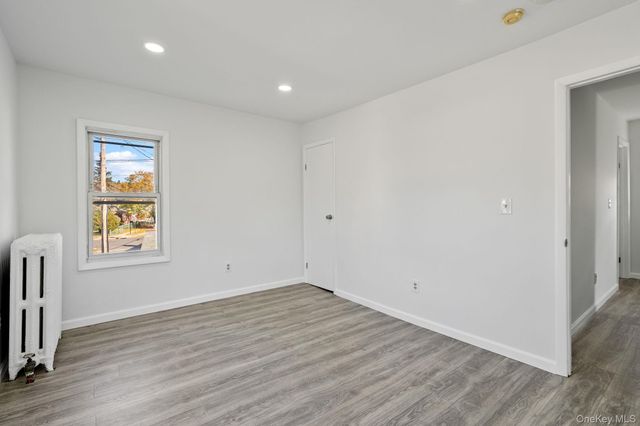 87 Winnikee Avenue, Poughkeepsie, NY 12601