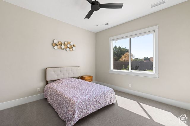 4370 S SECRETARIAT DR, Washington, UT 84780