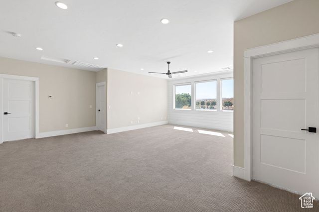 4370 S SECRETARIAT DR, Washington, UT 84780