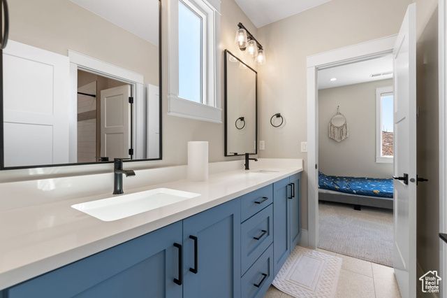 4370 S SECRETARIAT DR, Washington, UT 84780