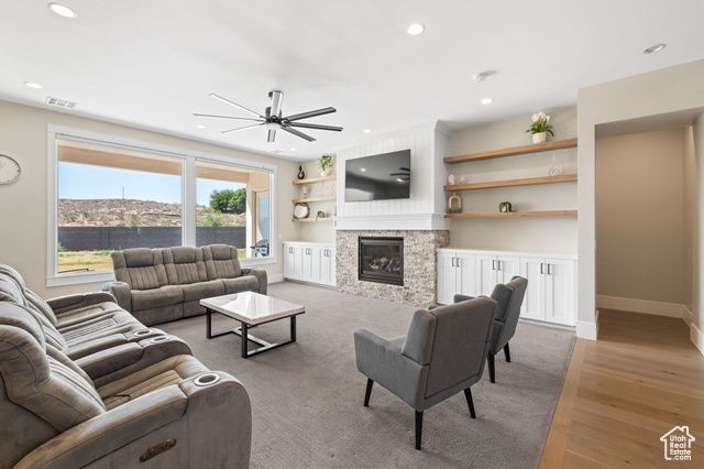 4370 S SECRETARIAT DR, Washington, UT 84780