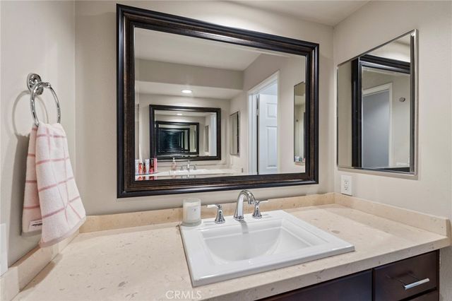 3 Snowdon, Rancho Santa Margarita, CA 92679