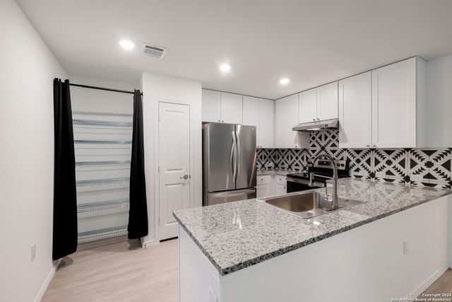 1019 Crenshaw Way, San Antonio, TX 78221