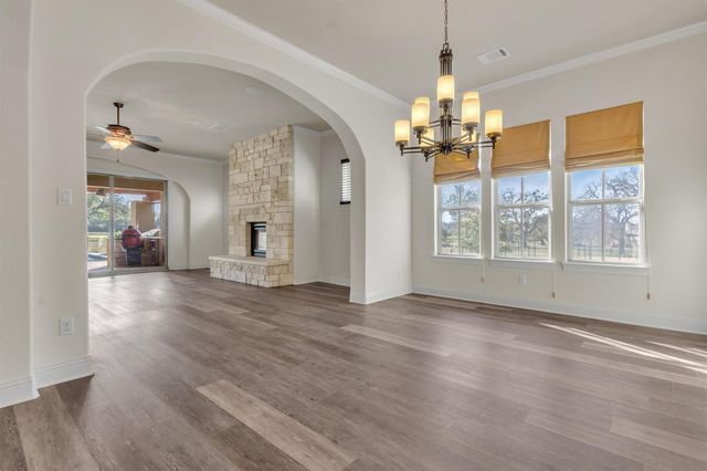 216 Cimarron Hills TRL E, Georgetown, TX 78628