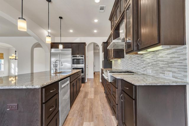 216 Cimarron Hills TRL E, Georgetown, TX 78628