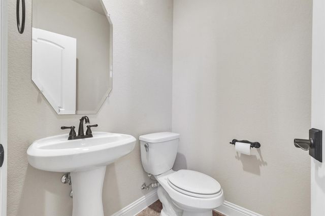 216 Cimarron Hills TRL E, Georgetown, TX 78628